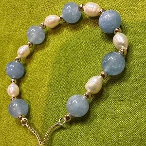 Elegant fresh water pearl with Blue and Gold Beaded Bracelet